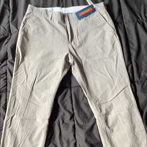 Old Navy Ètroit Slim brand new never worn